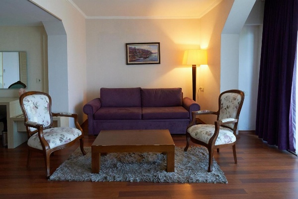 Phellos Suites Boutique Hotel image 9